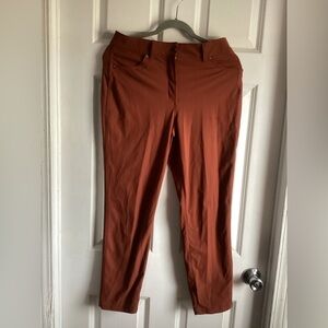 Lululemon Rust Pants sz 8